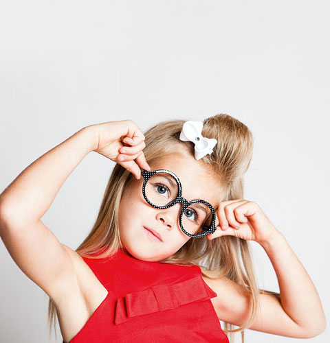 petite fille a lunette